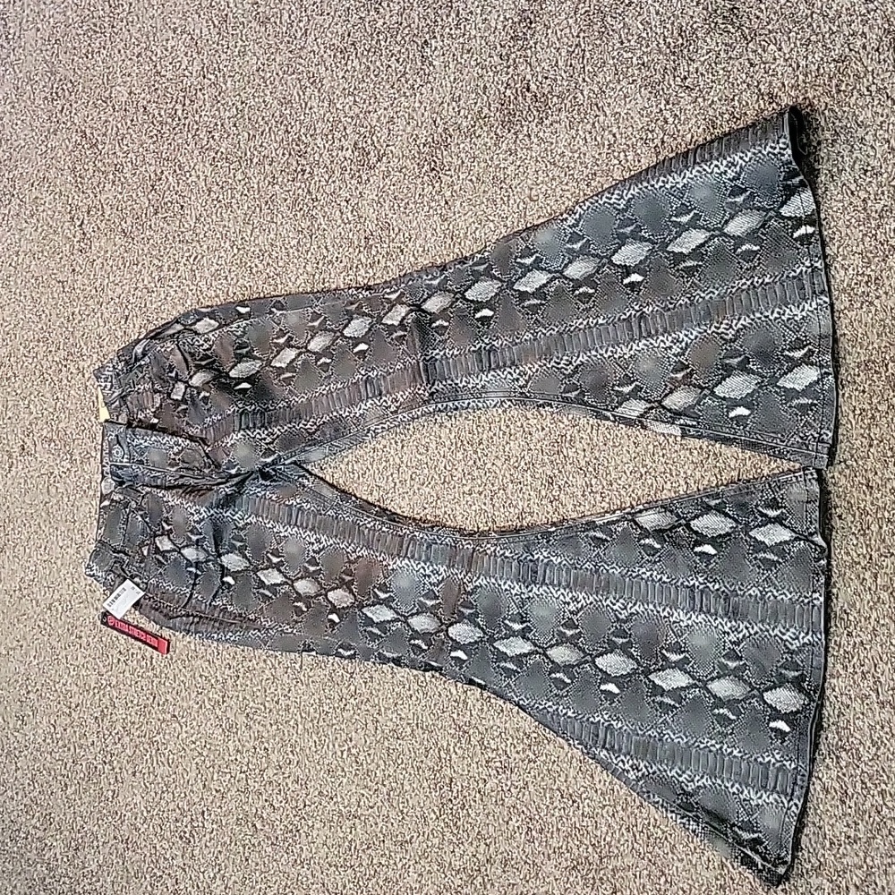 Gray Snakeskin-Print Flare Pants